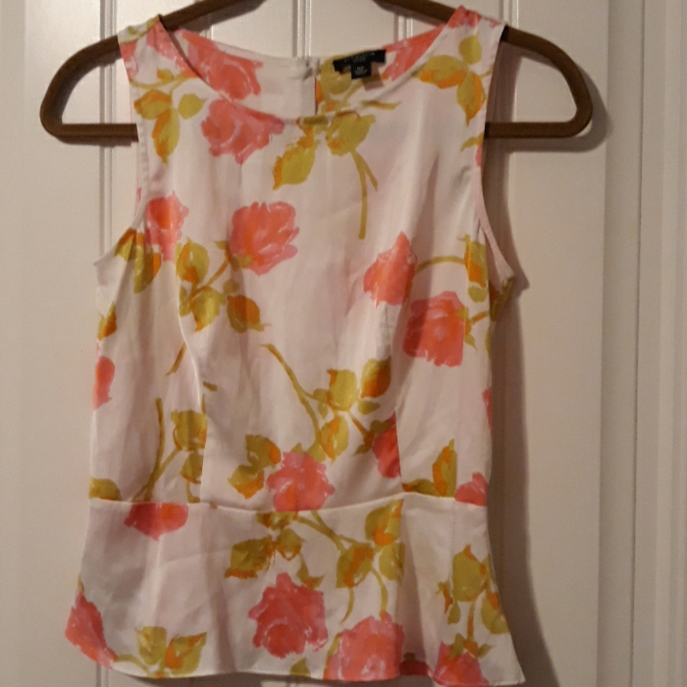 Ann Taylor sleeveless blouse